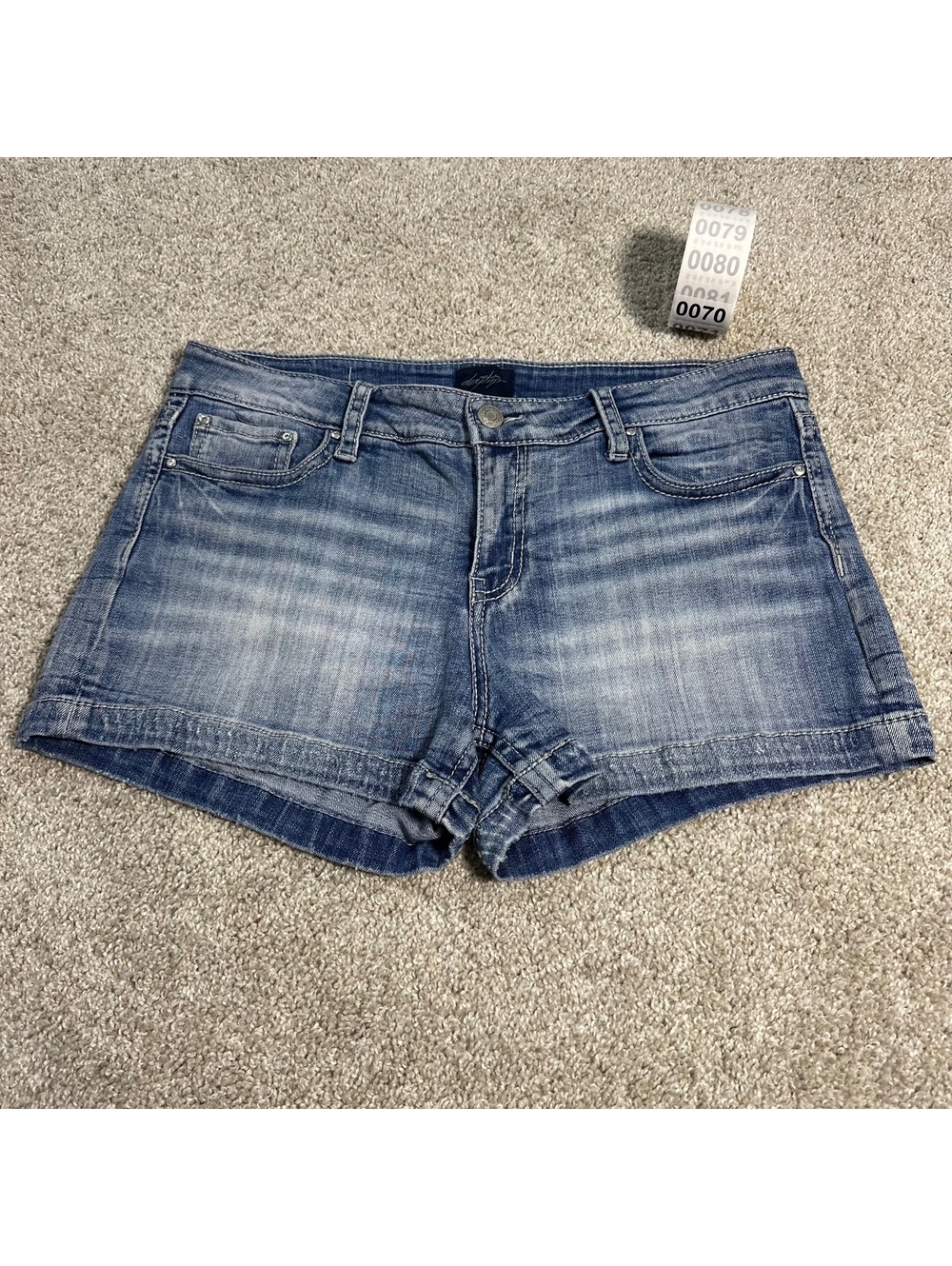 Daytrip Virgo medium wash denim shorts